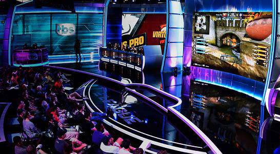 日本队通过 日本队通过