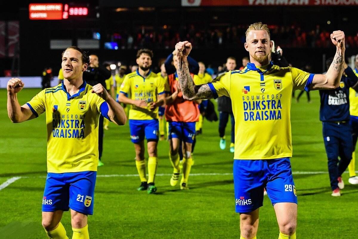 凭借灵活的 凭借灵活的